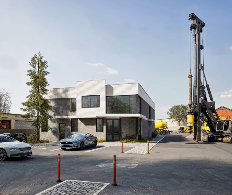 Construction Company Office in Compton