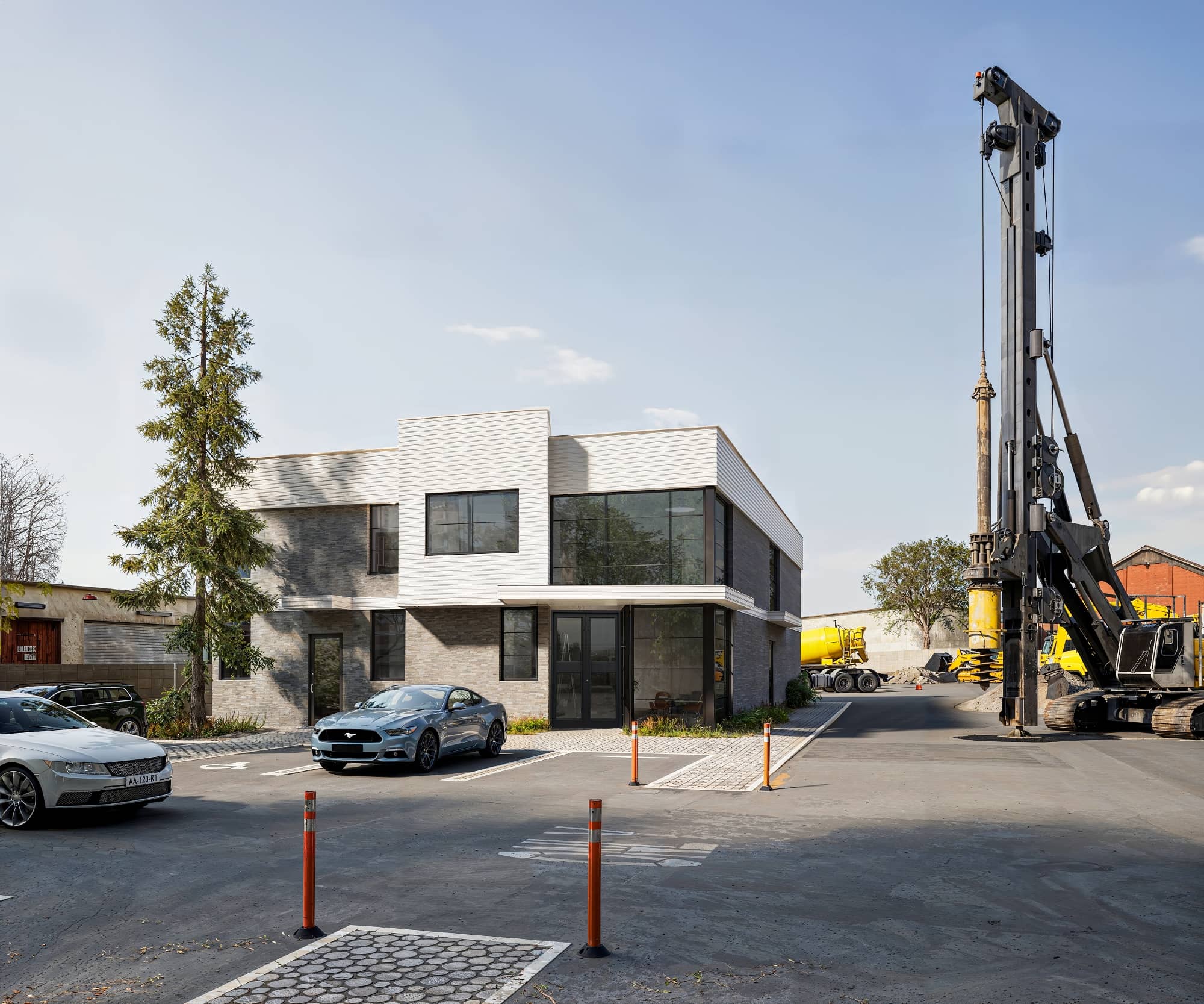 Construction Company Office in Compton